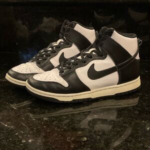 NIKE DUNK HIGH PANDA SNEAKERS Retro Y2K Classic Style size 7.5 women’s Trainers